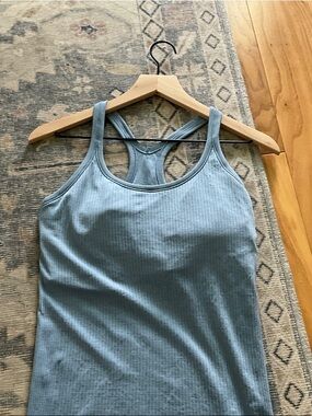 Lululemon ebb tank light grey blue